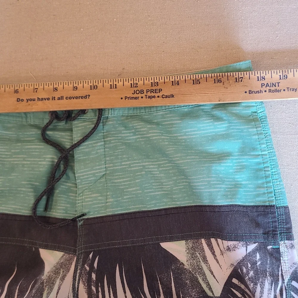 Oneill Cruzers Board Shorts Green Tropical Swim Trunks Surf Beach Resort Size 34